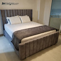 Cama Ligne de Lujo con Paneles Verticales